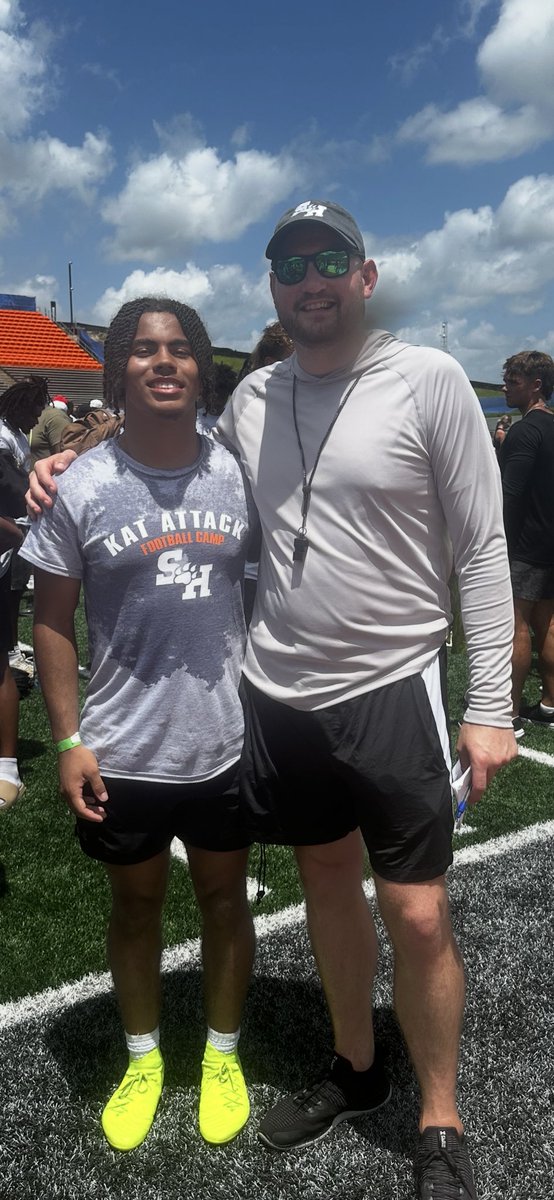 keylanlemen12's tweet image. Awesome time competing @BearkatsFB today. Won all my 1v1s and had a great conversation with @CoachRaisbeck. Always great to get noticed in a crowded field of receivers. Thanks for the camp invite and looking forward to next steps. @JClarkHFB247 @NPCoachMorgan @PTFFootball…