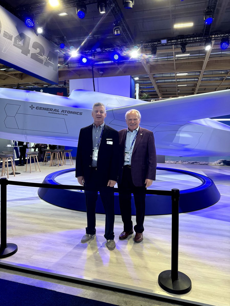 ✈ Our team is having a great time at the Paris Air Show! If you’d like to connect while we’re here, send us a message.

#ParisAirShow #PAS2025 #AviationConstruction #AerospaceConstruction #BEKBG