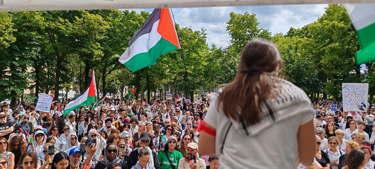 Au surlendemain de la marche de la Collective des mères pour les enfants palestiniens. Ce n’est pas encore la veille du courage et de la clairvoyance pour ces dirigeants du monde qui complicent et louvoient en notre nom. Persister, notre devoir !
ChT