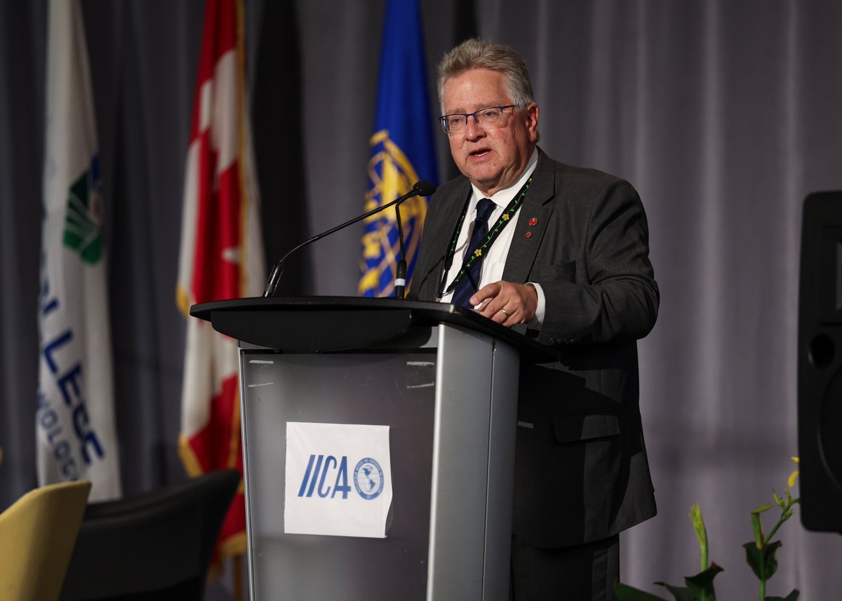 SenatorRobBlack's tweet image. This morning, I was glad to participate in a panel discussion and speak to the critical need to #SaveSoil in all parts of the world through highlighting the #AGFO soil health report and my @SenateCA Public Bill S-230. It has been a pleasure to attend @iica_canada's…
