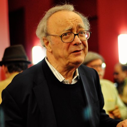 Vatican News (@vaticannews_it) on Twitter photo La #RadioVaticana rende omaggio ad Alfred Brendel, pianista, pensatore, divulgatore scomparso a Londra all’età di 94 anni.
➡️Alle 22:00 uno speciale per riascoltare il “suo” Schubert:
vaticannews.va/it/epg.html#on…
#brendel
#Musica
<a href="/marcodibattista/">Marco Di Battista</a> La #RadioVaticana rende omaggio ad Alfred Brendel, pianista, pensatore, divulgatore scomparso a Londra all’età di 94 anni.
➡️Alle 22:00 uno speciale per riascoltare il “suo” Schubert:
vaticannews.va/it/epg.html#on…
#brendel
#Musica
<a href="/marcodibattista/">Marco Di Battista</a>