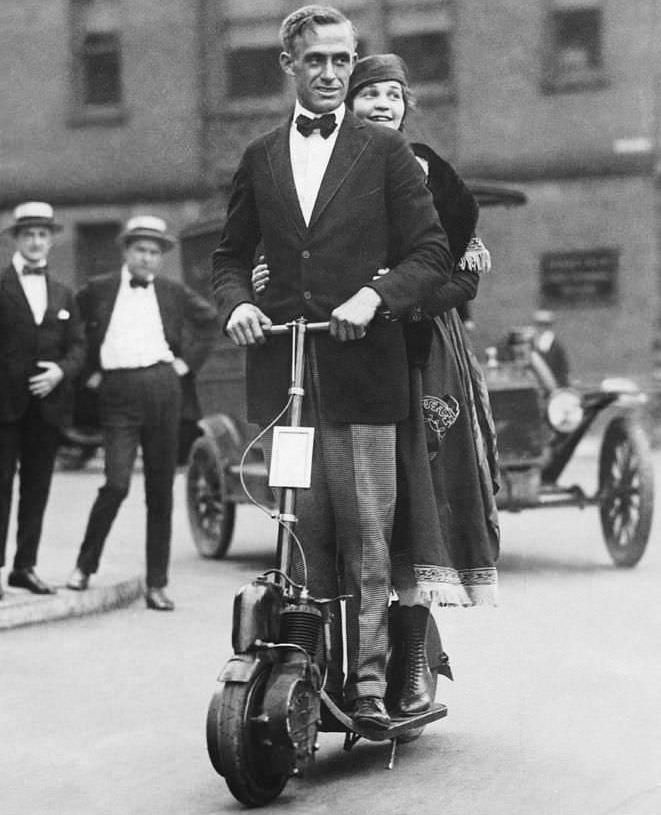 Do you know what the Autoped was?🛴

The Autoped was a personal transportation device produced by the Autoped Company of Long Island NY, in the early 20th century

It was a small, lightweight and portable vehicle designed to replace walking or to be used for short-distance travel