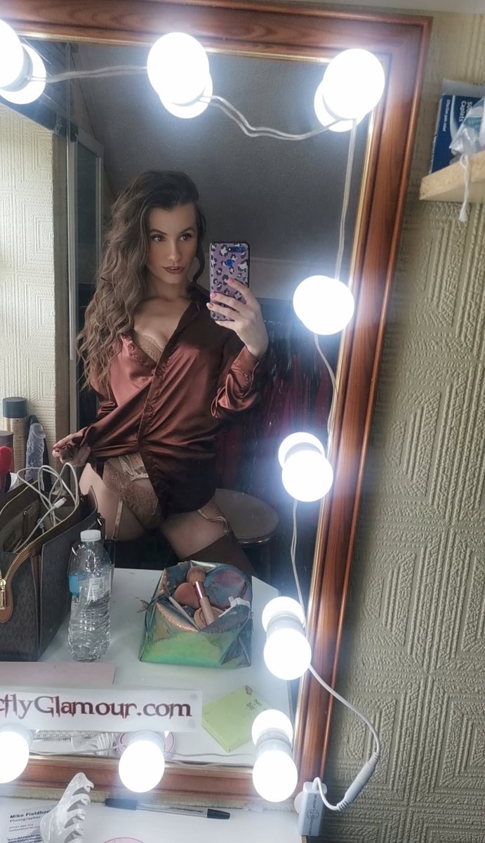 Brook Logan (@xxbrooklogan) on Twitter photo Had a great shoot today for <a href="/StrictlyGlamR/">Strictly Glamour</a> <a href="/UpSkirtGlamour/">UpSkirtGlamour</a> <a href="/GlamourVR/">Glamour VR</a> <a href="/GlossTights/">GlossTightsGlamour</a> 😍📸👌 Had a great shoot today for <a href="/StrictlyGlamR/">Strictly Glamour</a> <a href="/UpSkirtGlamour/">UpSkirtGlamour</a> <a href="/GlamourVR/">Glamour VR</a> <a href="/GlossTights/">GlossTightsGlamour</a> 😍📸👌