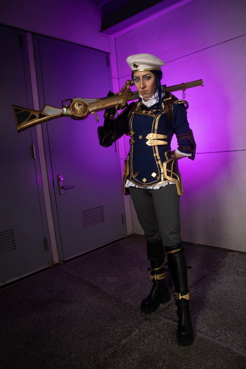 pls accept my submission to #handsomecaitlyn week 💜