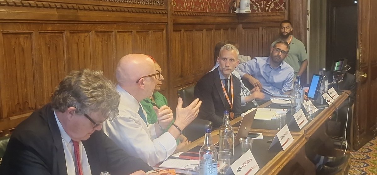 cfmmuk's tweet photo. How is it possible to be impartial when a population of 2.2 million people are being "ethnically cleansed" and subject to "genocide?" asks @AndyMcDonaldMP of @rburgessbbc
#bbcgaza https://t.co/yrspkaqyiw