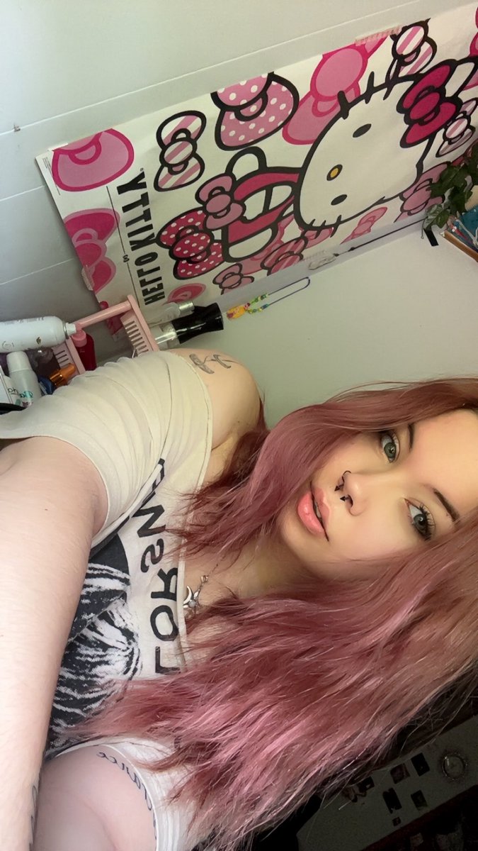 fallforravyn's tweet image. Hi wallets! :3

| findom finsub cash cow paypig wallet drain humanatm sissy cuck loser beta foot feet footfetish humiliation |