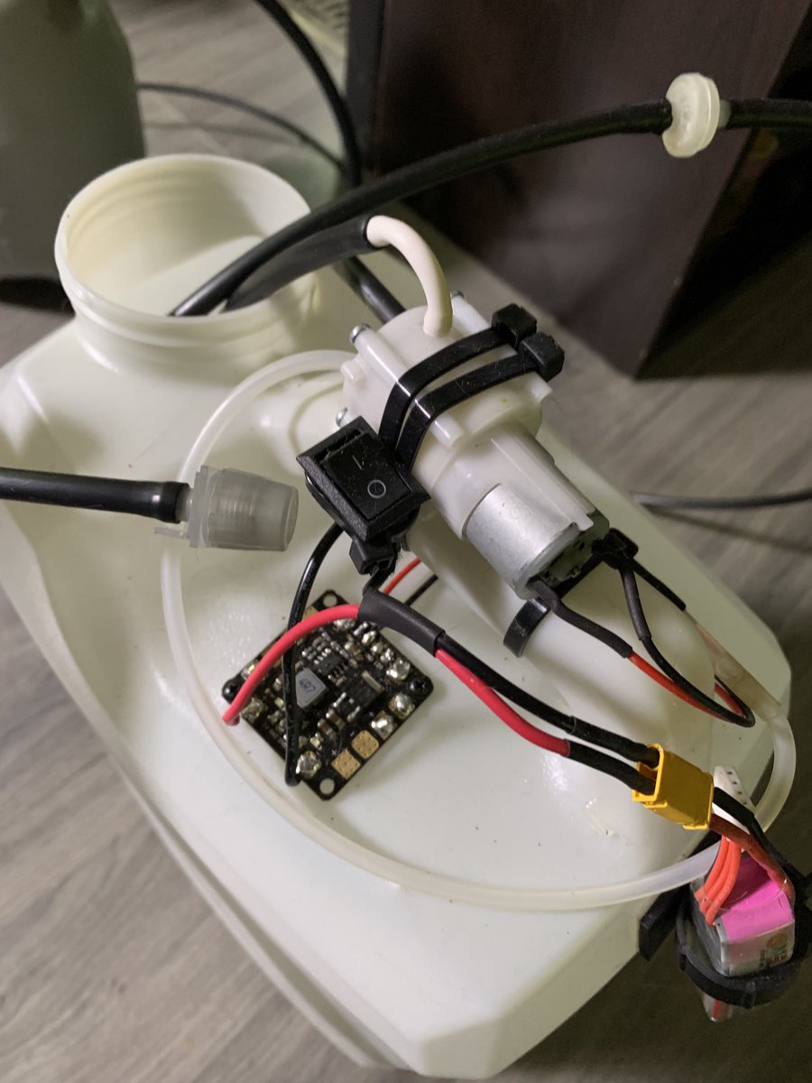 GrowBuildEat's tweet image. Beyond Fertilizers: Building Soil Biology in Three Garden Areas
patreon.com/posts/beyond-b…