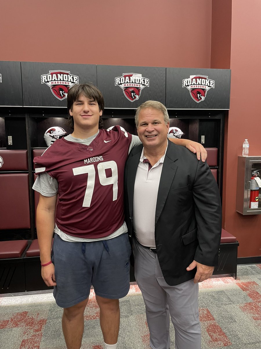 MiloWilkins_'s tweet image. Had a great visit at @RoanokeFB the other day. Loved seeing what they were building there and learning about the program! @CoachGiancola @SouthLakes_fb