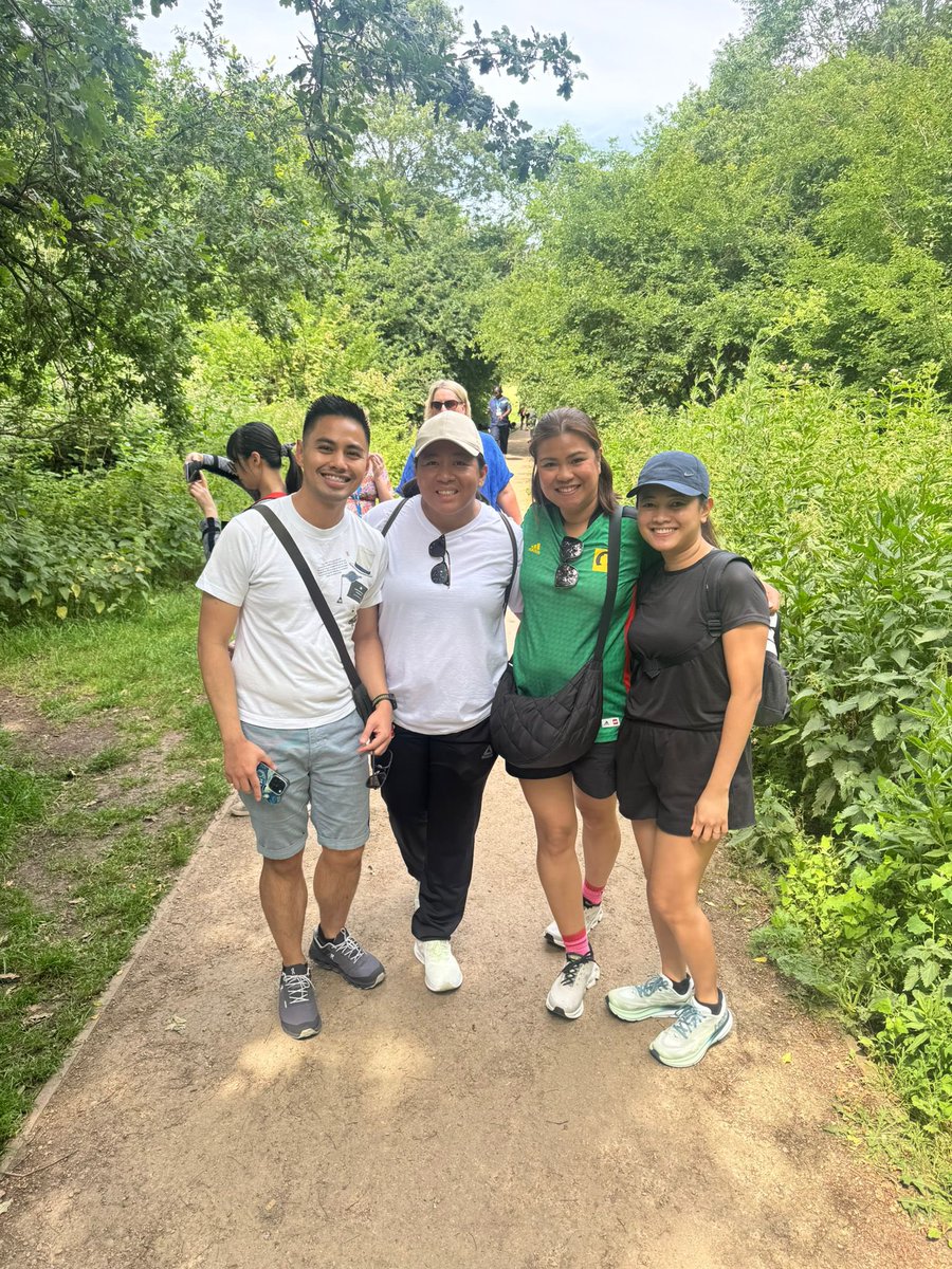 Karen Bradley 💙 (@karhod21) on Twitter photo Great to see some of our <a href="/ImperialPeople/">Imperial People 💙</a> shining in the sunlight, embracing community spirit and walking #PathwayToExcellence <a href="/majhoye/">Maj Castañeda</a> <a href="/MrKevinLao/">Kevin Lao Aguilar</a> <a href="/amber_4567/">abe toledo</a> <a href="/MLU_PTE/">Michael Underwood</a> <a href="/ChenGoldstar/">Chen</a> <a href="/VictoriaOpokuA2/">Victoria Opoku Agyemang</a> 🙌 Great to see some of our <a href="/ImperialPeople/">Imperial People 💙</a> shining in the sunlight, embracing community spirit and walking #PathwayToExcellence <a href="/majhoye/">Maj Castañeda</a> <a href="/MrKevinLao/">Kevin Lao Aguilar</a> <a href="/amber_4567/">abe toledo</a> <a href="/MLU_PTE/">Michael Underwood</a> <a href="/ChenGoldstar/">Chen</a> <a href="/VictoriaOpokuA2/">Victoria Opoku Agyemang</a> 🙌
