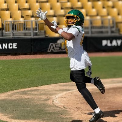 i’m a early recruit that want to get started  i’m CO28 and 5,6 ft and 132 Lbs looking for somewhere to look forward to!!!
<a href="/JoeWebb_14/">Joe Webb III</a> 
<a href="/Coachcalexander/">Charles Alexander</a> 
<a href="/coachbusby22/">Coach Busby-Personal Page</a> 
<a href="/Ayddenmoody06/">Aydden moody 3🌟</a>