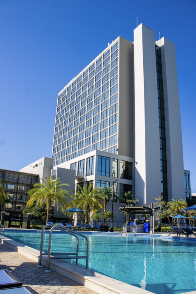 WyndhamLBV's tweet image. Lounge in the sun, sip something cool, and let the Oasis vacay vibe take over.☀️ 🏖️💦 

-

-

-

#OasisPoolVibes #WyndhamLakeBuenaVista #PoolsidePerfection