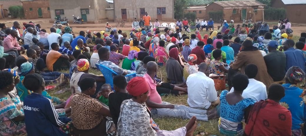RWIMITERERI CELL- MURAMBI SECTOR (@rwimiterer) on Twitter photo Kuri uyu munsi mu kagari ka <a href="/rwimiterer/">RWIMITERERI CELL- MURAMBI SECTOR</a> habaye inteko z'Abaturage zibanze kuri gahunda za Leta zitandukanye harimo:
โGukangurira abaturage kwishyura Ubwisungane mukwivuza Mituweli 2025-2026
โHSI( Hakorwa imiganda hubakirwa abatishoboye n'ibindi.
โUmutekano, n'ibi Kuri uyu munsi mu kagari ka <a href="/rwimiterer/">RWIMITERERI CELL- MURAMBI SECTOR</a> habaye inteko z'Abaturage zibanze kuri gahunda za Leta zitandukanye harimo:
โGukangurira abaturage kwishyura Ubwisungane mukwivuza Mituweli 2025-2026
โHSI( Hakorwa imiganda hubakirwa abatishoboye n'ibindi.
โUmutekano, n'ibi