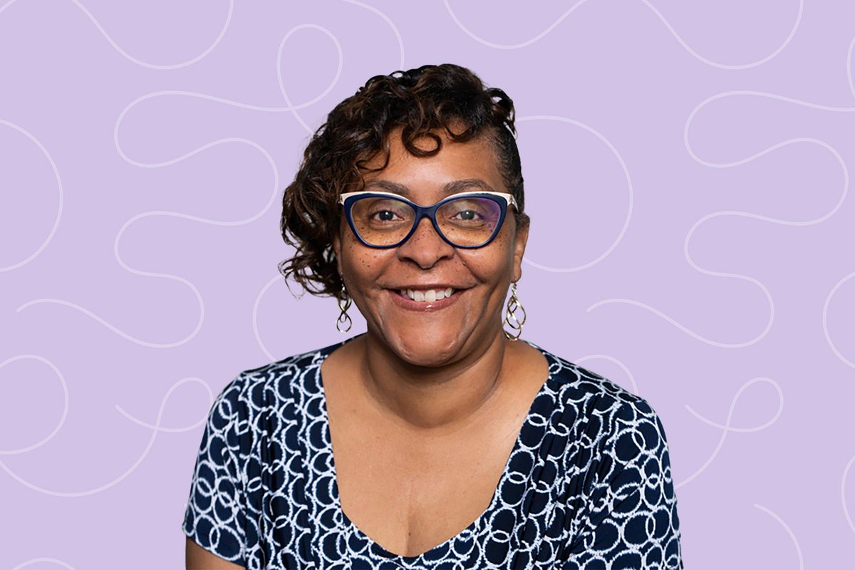 Jeneen Williamson, division administrator in the Department of Craniofacial and Surgical Care at Adams School of Dentistry is a favorite of patients and colleagues alike and was honored recently with a H.E.A.R.T. award for her amazing service. 

Read more: buff.ly/vefURPU