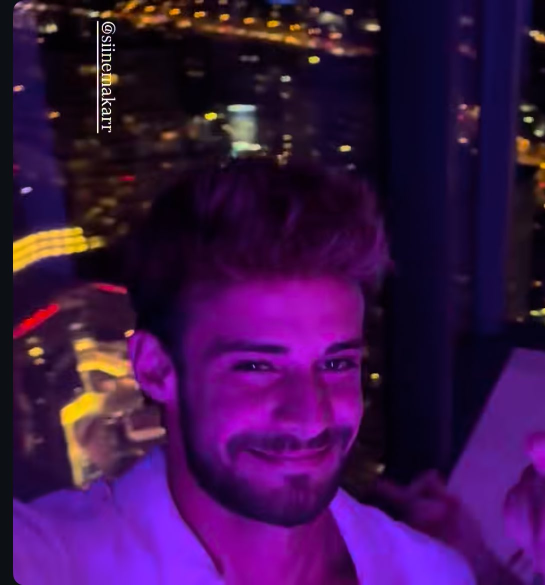 İstediğiniz kadar Kudurun, leş ağızlılar 💃 💃 💃 

#BatuhanKaracakaya