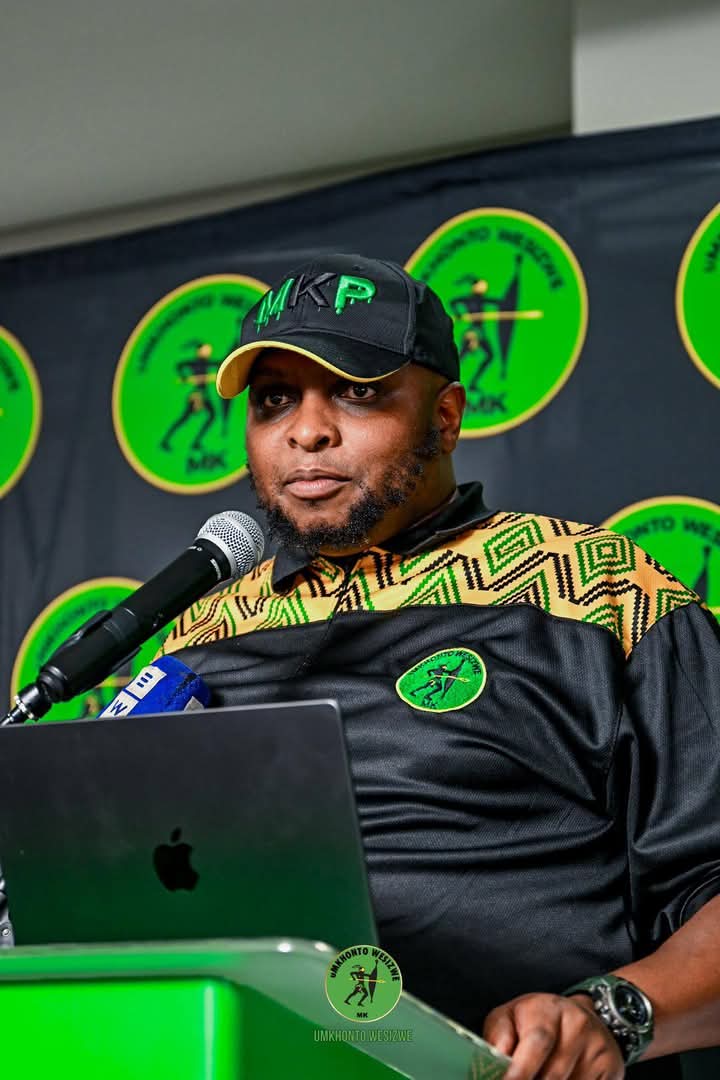 Floyd Shivambu remains the fearless spokesperson of the interests of the most downtrodden and has campaigned in solidarity with all the oppressed in the world. Mayibuye iAfrika! ✊🏿✊🏿✊🏿