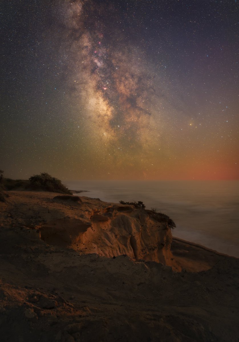 Milky Way from Kos.

Shot at 3am on 10/6/25 from a remote, isolated, dark corner on the island of Kos, Greece (Bortle 2/3). 

Captured using an astromodified Canon 6D and Sigma 24mm f/1.4 lens.

<a href="/skyatnightmag/">BBC Sky at Night Magazine</a> #landscapeastro