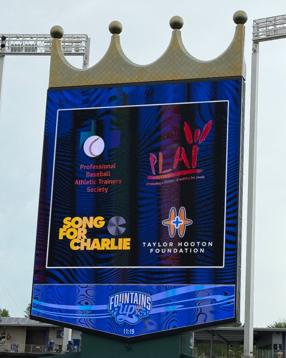 SongforCharlie's tweet image. We spent the weekend at the @kcroyals game with @pbats and @mlb, connecting with fans and talking with youth about the real dangers of counterfeit pills—and how to stay safe. ⚠️💊

Big thanks to the Royals for having us as part of this important conversation. Together, we’re…