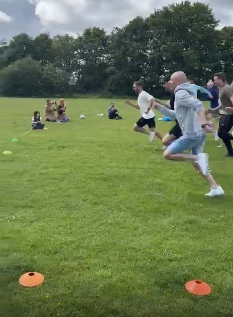 Grant Allan tweet media