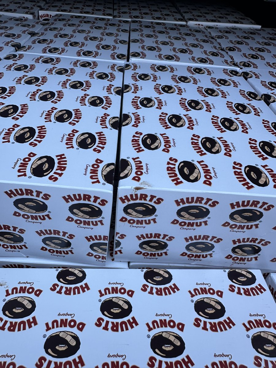 Rachel Aguilar (@_aguilar5) on Twitter photo Thank you <a href="/HurtsDonutEPTX/">HURTS DONUT EL PASO, TX</a> for the great customer service and doughnuts of course 😉 #TISDProud Thank you <a href="/HurtsDonutEPTX/">HURTS DONUT EL PASO, TX</a> for the great customer service and doughnuts of course 😉 #TISDProud