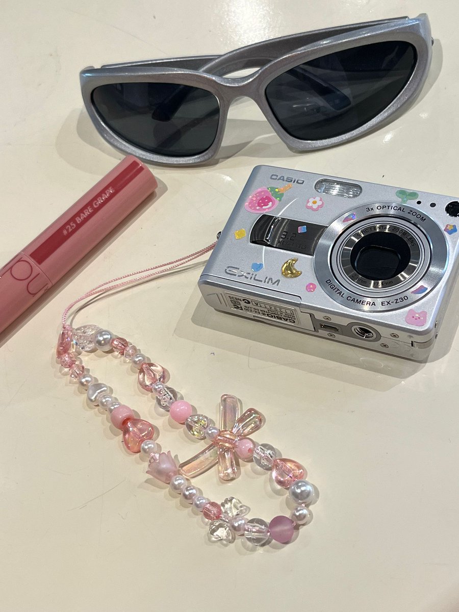 Shayu Shop (@shayushop) on Twitter photo Charm satış!
İstediğiniz boyut renk ve modeli söylerseniz yapabilirim! Telefon charmı binder için ve bileklik de yapıyorum! Dm atabilirsiniz. Hesabımdan da örnek bakabilirsiniz. Sanrio temalı da yapabilirim. <a href="/bujosatis/">⊹ bujo ürünleri satış/go! 🐰</a> @bujosatistr <a href="/bujo_g0/">satış/go rt sayfası 🦷</a> <a href="/bujo_satis/">bujo</a> <a href="/bindersatis/">binder & sayfa satış</a> Charm satış!
İstediğiniz boyut renk ve modeli söylerseniz yapabilirim! Telefon charmı binder için ve bileklik de yapıyorum! Dm atabilirsiniz. Hesabımdan da örnek bakabilirsiniz. Sanrio temalı da yapabilirim. <a href="/bujosatis/">⊹ bujo ürünleri satış/go! 🐰</a> @bujosatistr <a href="/bujo_g0/">satış/go rt sayfası 🦷</a> <a href="/bujo_satis/">bujo</a> <a href="/bindersatis/">binder & sayfa satış</a>