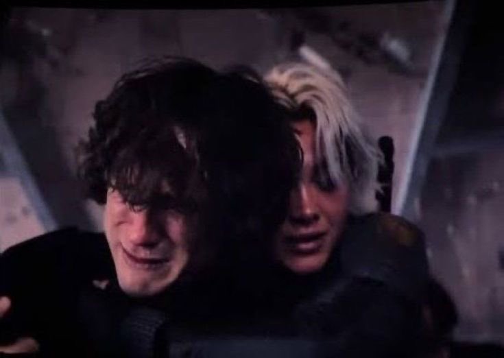dearn_omi's tweet image. I really hope there's a scene like this between Yelena and Bob in Doomsday.
The โstay with meโ and โalwaysโ is something Iโm pretty sure #Boblena would use