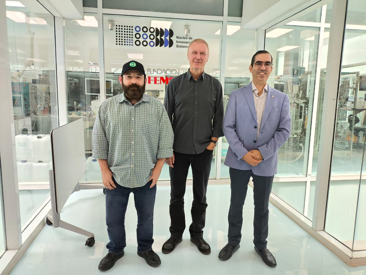 Centro de Biotecnología FEMSA (@cbftec) on Twitter photo Recibimos a Dr. Karsten Haupt, profesor de Bioingeniería en la <a href="/utc_compiegne/">Education & savoirs</a> 🇫🇷 y director del CNRS Institute for Enzyme and Cell Engineering.
Exploramos posibles colaboraciones en el área de biotecnología, sensores químicos y polímeros biomiméticos. Recibimos a Dr. Karsten Haupt, profesor de Bioingeniería en la <a href="/utc_compiegne/">Education & savoirs</a> 🇫🇷 y director del CNRS Institute for Enzyme and Cell Engineering.
Exploramos posibles colaboraciones en el área de biotecnología, sensores químicos y polímeros biomiméticos.