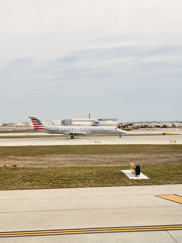 Touchdown! The ERJ-145 just landed in a city near you. Bringing jet vibes and regional pride. 💙🛬
#TravelTuesday #PiedmontAirlines