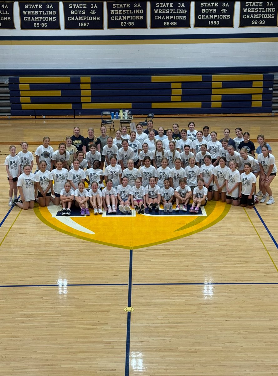 Great camp last week with the 6th - 8th Graders! Had some competition and skill development. Loved everyone’s dedication!