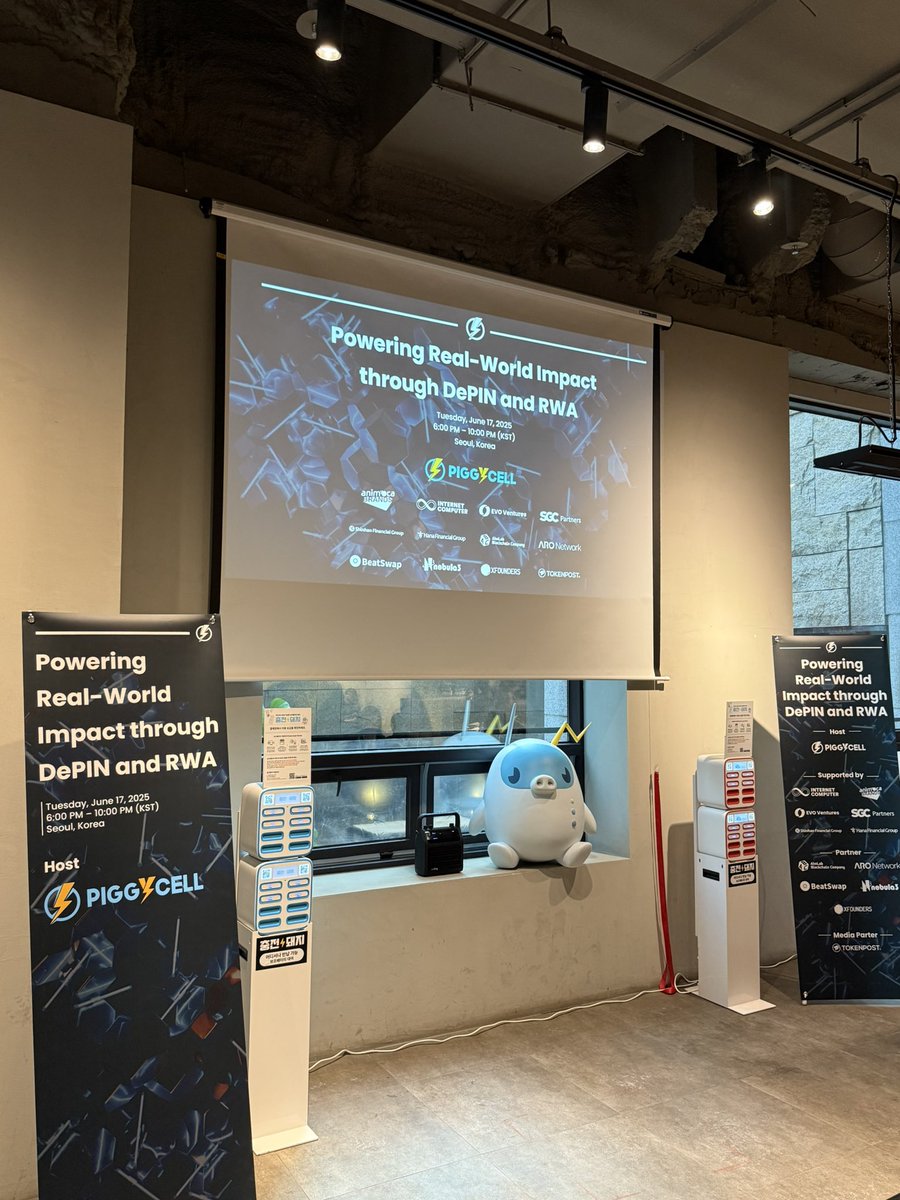 AhnLab_ABC's tweet image. Jackson Kang, PO at ABC, participated as a panelist at an event hosted by Piggycell ๐ค
It was a meaningful time exchanging insights with Web3 VC firms and projects ๐ค
Many thanks to Piggycell for the invite, and to ICP HUB Korea for the great support! ๐
#ABCโฆ