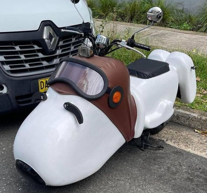 twin peaks but james hurley rides this bike instead