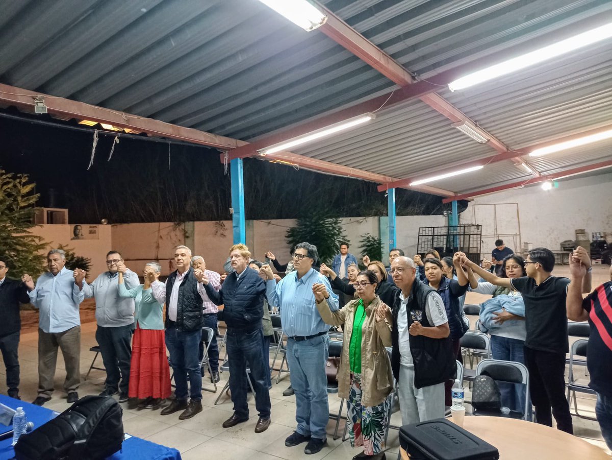 cdmgto's tweet photo. Tuvimos el gusto de recibir al Maestro Juan Carlos Romero Hicks, Diputado local.

Nos compartió el tema: "El PAN en el México de hoy".

#CuidamosDeTi #AcciónNacional #GtoCapital https://t.co/ahg0ZyUK1j