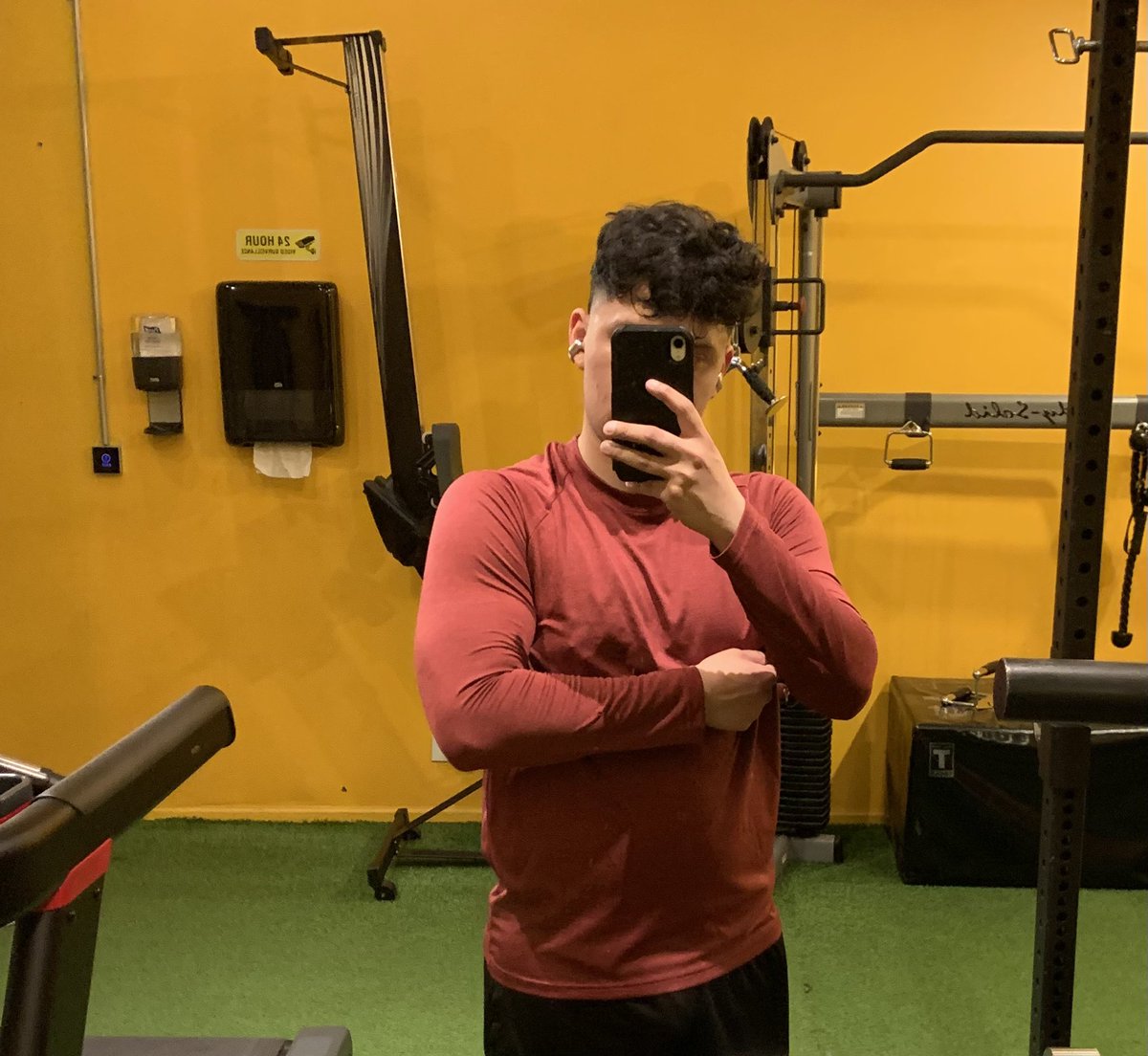 Random 4 month post.

From 185 —> 172 🙂