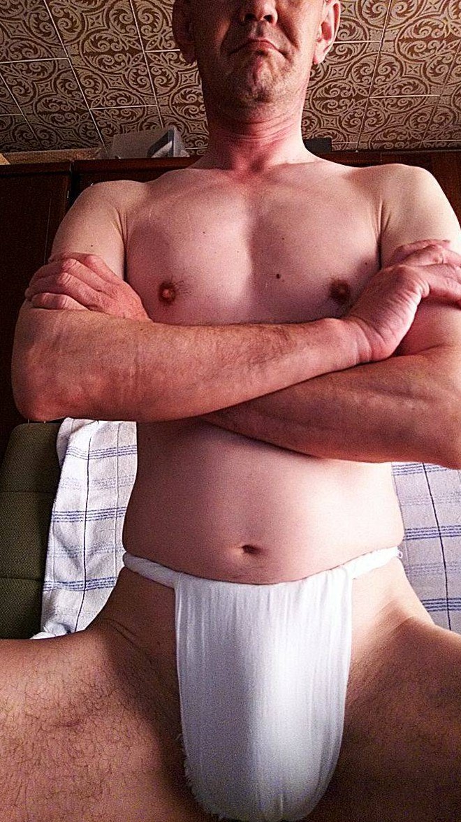 おはようございます🤗
六尺褌締めて、仕事行きますかね🤗😁