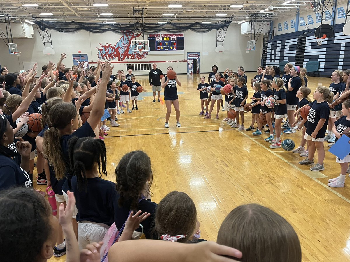 Great Day 2 of camp! Congrats to 2nd grader Lucy Bardol for receiving the Heart award presented by sophomore Tessa Mosby! Congrats to 3rd grader Bliss McNichols for receiving the hustle award!