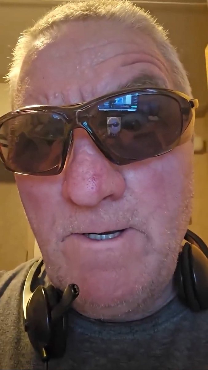 PweasenT1's tweet image. Ape the cabal plays #BasedHouse or $RASMR or ape the organic #PumpGoneCrazy $PGC bro. Easy decision for me it was! We building something special around Glen our 60yr old based ass dev! Join the normie cabal bro