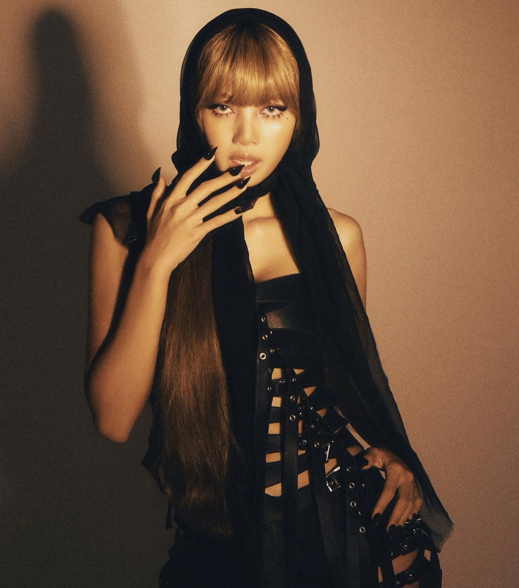 LiliesHome_'s tweet photo. Lilies, let’s go to vote #LISA 💛

1 RT = 1 vote
1 REPLY = 1 vote

I vote for #LISA in #ArtistaAsiaticodoAno for #SECAwards

I vote for #Rockstar in #MusicaInternacionaldoAno for #SECAwards 

I vote for #NewWoman in #FeatInternacionaldoAno for #SECAwards https://t.co/iiyIOmutau
