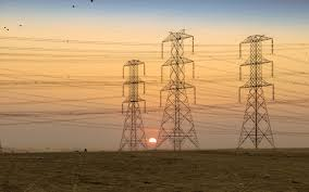 📢Usuarios en redes sociales reportaron fallas en el servicio eléctrico en varias zonas de Caracas y en los estados Bolívar, Miranda, Zulia, Vargas, Guárico, Nueva Esparta y Mérida.