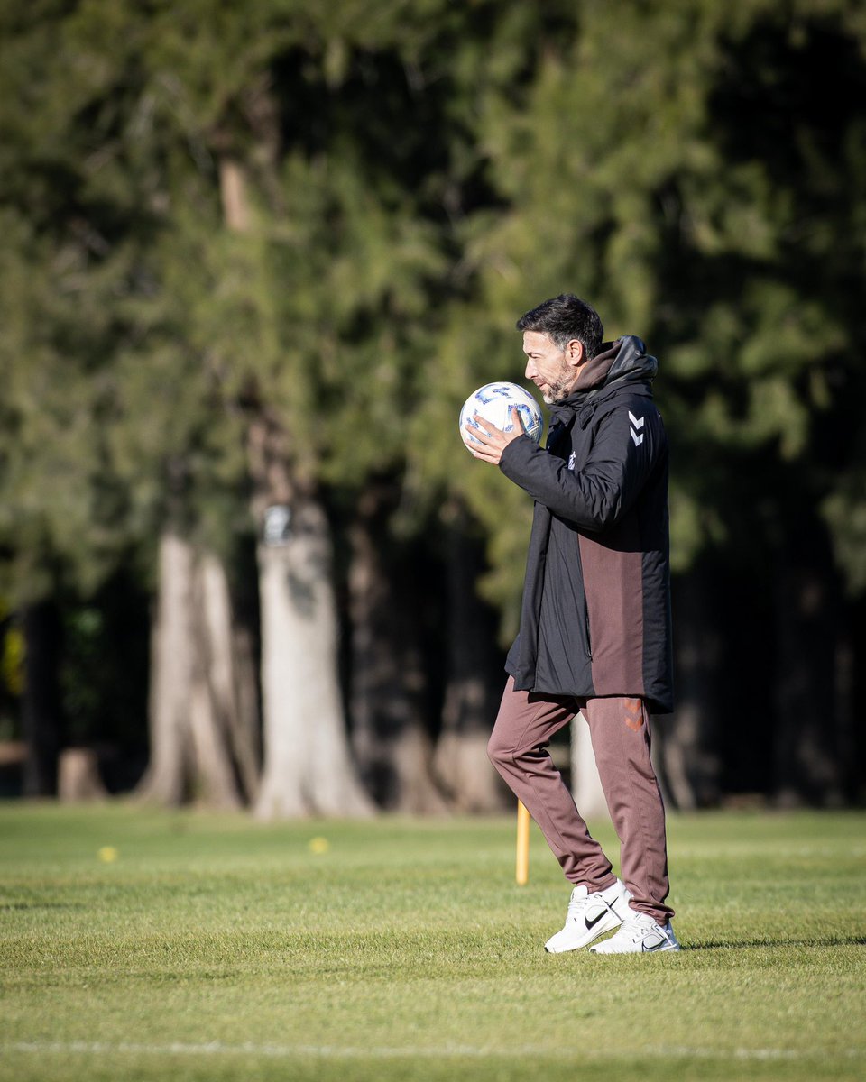 Me gusta el Kily como nuevo DT de Platense. Le deseo lo mejor.
Vamos Marrón de mi vida!!! 
📷 <a href="/caplatense/">Club Atlético Platense</a>