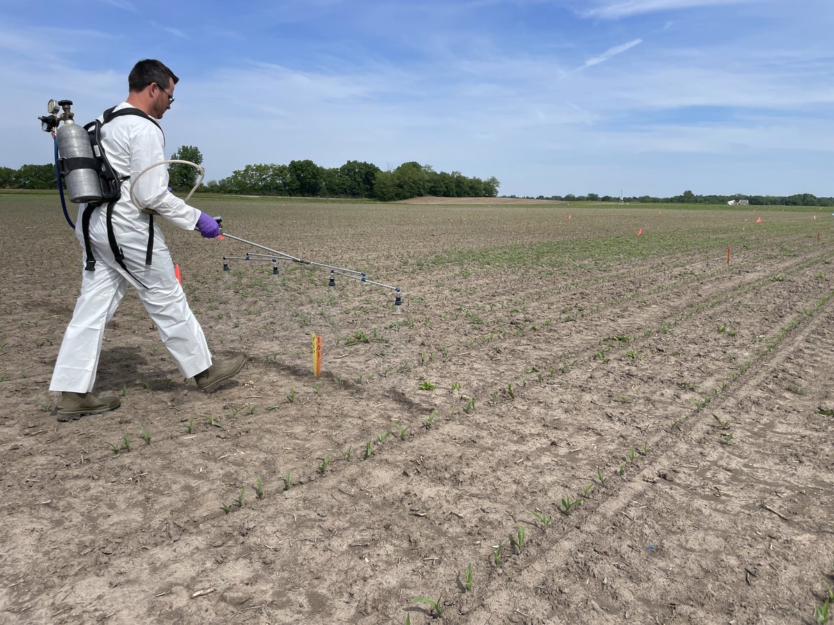 North Central Weed Science Society (@ncweedscience) on Twitter photo The next student spotlight is <a href="/MarceloZimmer3/">Marcelo Zimmer</a>. He's from southern Brazil & is wrapping up his PhD under <a href="/BillJohnson53/">Bill Johnson</a>. He's researched herb. antagonism & using See & Spray to help resolve it. After graduation, he's joining the U. of Kentucky as an Ext. Weed Scientist. #PUweeds The next student spotlight is <a href="/MarceloZimmer3/">Marcelo Zimmer</a>. He's from southern Brazil & is wrapping up his PhD under <a href="/BillJohnson53/">Bill Johnson</a>. He's researched herb. antagonism & using See & Spray to help resolve it. After graduation, he's joining the U. of Kentucky as an Ext. Weed Scientist. #PUweeds