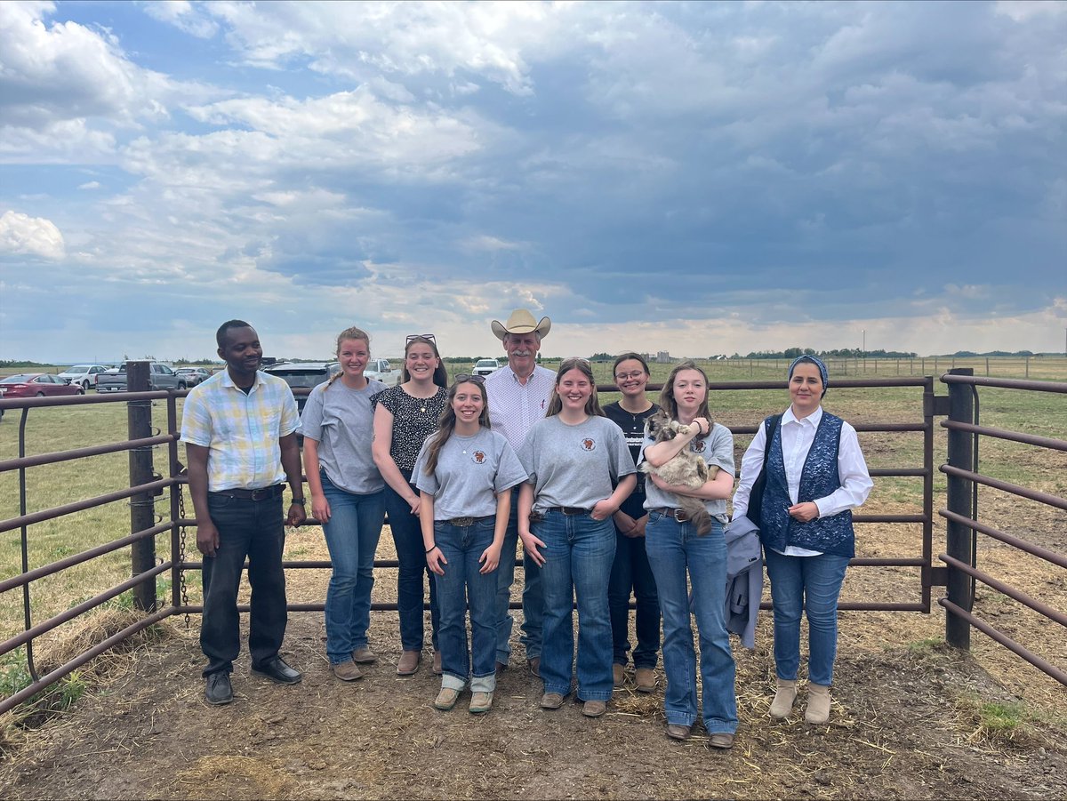 Dr Bart Lardner 🇨🇦 (@drbart_beef) on Twitter photo #LardnerLab #AppliedBeefForageResearch <a href="/Katgarns/">Kat</a> Temi Modupeola Madelyn Gossen Sydney Creasy Rachel Lundsten Kylie Grimes Brenna Stephens Razie Khorshidi <a href="/agbiousask/">USask AgBio</a> <a href="/SKAgriculture/">Sask Agriculture</a> <a href="/SaskCattlemens/">Sask Beef</a> #LardnerLab #AppliedBeefForageResearch <a href="/Katgarns/">Kat</a> Temi Modupeola Madelyn Gossen Sydney Creasy Rachel Lundsten Kylie Grimes Brenna Stephens Razie Khorshidi <a href="/agbiousask/">USask AgBio</a> <a href="/SKAgriculture/">Sask Agriculture</a> <a href="/SaskCattlemens/">Sask Beef</a>