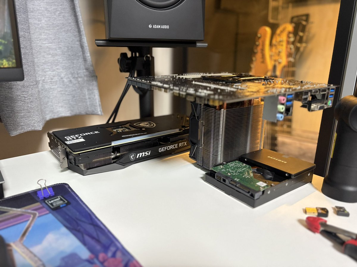 케이스갈이를 위한 사전해체