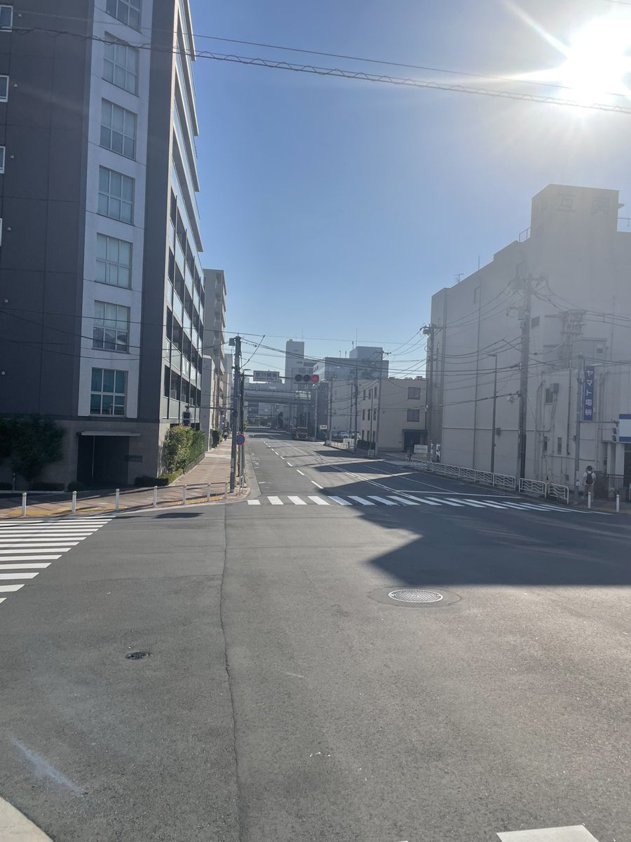 暑い日が続いておりますね☀️
こちらのエリアには、将来的に新しい駅ができる予定です。
最近では、道路に少しずつメトロのマークが現れ始めています。ぜひ探してみてください👀🚇

#枝川 #江東区#有楽町線延伸 #街づくりが好きな人と繋がりたい #新駅 #東京メトロ #東京メトロ有楽町線 #地下鉄8号線