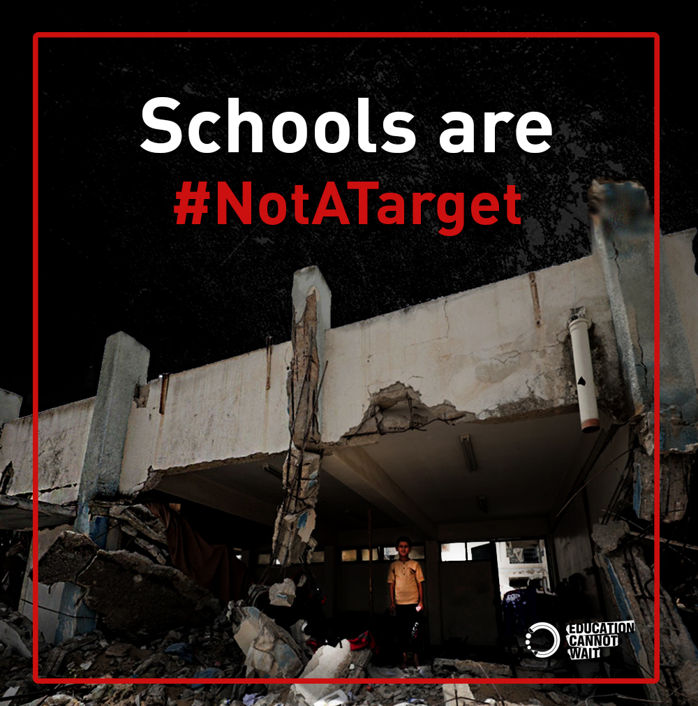 As the Global Fund for Education in Emergencies &amp; Protracted crises, #ECW is a strong supporter of the #SafeSchoolsDeclaration.

Schools &amp; other civilian infrastructure must be protected from attacks+military use.

Children must be protected. They are #NotATarget.

#KeepHopeAlive