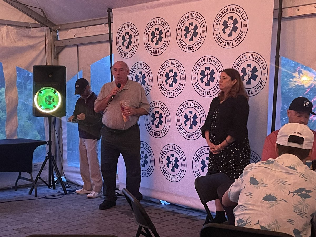 Hoboken_EMS's tweet image. Another successful @Hoboken_EMS #HVAC Golf Fundraiser at @Skyway_Golf. Thanks to all who came out to raise funds for the corps state of the art training facility. #ohWhatANight