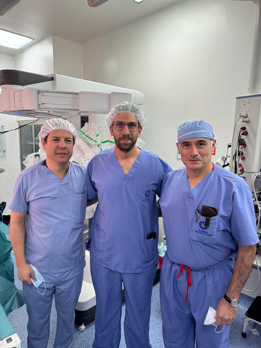 Antoni Vilaseca (@tonivilaseca) on Twitter photo Thrilled to have started the robotic cystectomy program at <a href="/FSFB_Salud/">Fundación Santa Fe de Bogotá</a> . Grateful for the hospitality of <a href="/AGutierrezUro/">Andrés Gutiérrez</a> <a href="/jicaicedo/">Juan Ignacio Caicedo</a>, Camilo Medina and the rest of the team. Former students and fellows at <a href="/UniBarcelona/">Universitat de Barcelona</a> <a href="/hospitalclinic/">Hospital Clínic</a> <a href="/barnaclinic/">barnaclínic+</a> bringing innovation to their homes Thrilled to have started the robotic cystectomy program at <a href="/FSFB_Salud/">Fundación Santa Fe de Bogotá</a> . Grateful for the hospitality of <a href="/AGutierrezUro/">Andrés Gutiérrez</a> <a href="/jicaicedo/">Juan Ignacio Caicedo</a>, Camilo Medina and the rest of the team. Former students and fellows at <a href="/UniBarcelona/">Universitat de Barcelona</a> <a href="/hospitalclinic/">Hospital Clínic</a> <a href="/barnaclinic/">barnaclínic+</a> bringing innovation to their homes