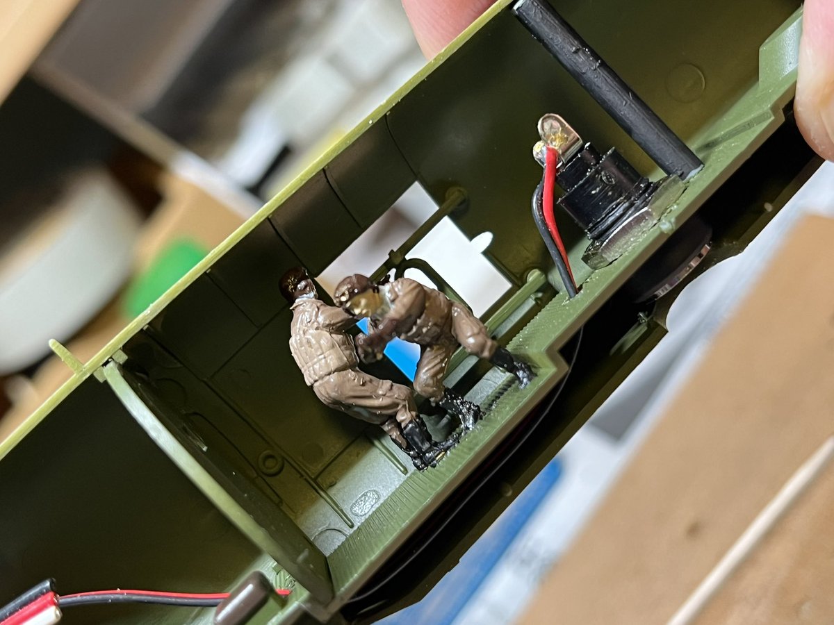 ご搭乗の皆様。
よろしくどーぞ。