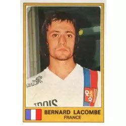 Franck Lévy (@cflevy) on Twitter photo 🏟️ Bâtisseur de l’OL moderne, conseiller et ami de <a href="/JM_Aulas/">Jean-Michel AULAS</a> , Bernard Lacombe était bien plus qu’un joueur ou un dirigeant : il incarnait Lyon.
Formé au club, revenu pour le grandir, il n’a jamais cessé d’aimer sa ville.
Pensées à sa famille et à tous ceux qui pleurent une 🏟️ Bâtisseur de l’OL moderne, conseiller et ami de <a href="/JM_Aulas/">Jean-Michel AULAS</a> , Bernard Lacombe était bien plus qu’un joueur ou un dirigeant : il incarnait Lyon.
Formé au club, revenu pour le grandir, il n’a jamais cessé d’aimer sa ville.
Pensées à sa famille et à tous ceux qui pleurent une