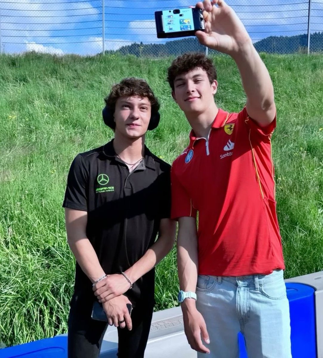 📁 (@bearnellifiles) on Twitter photo 