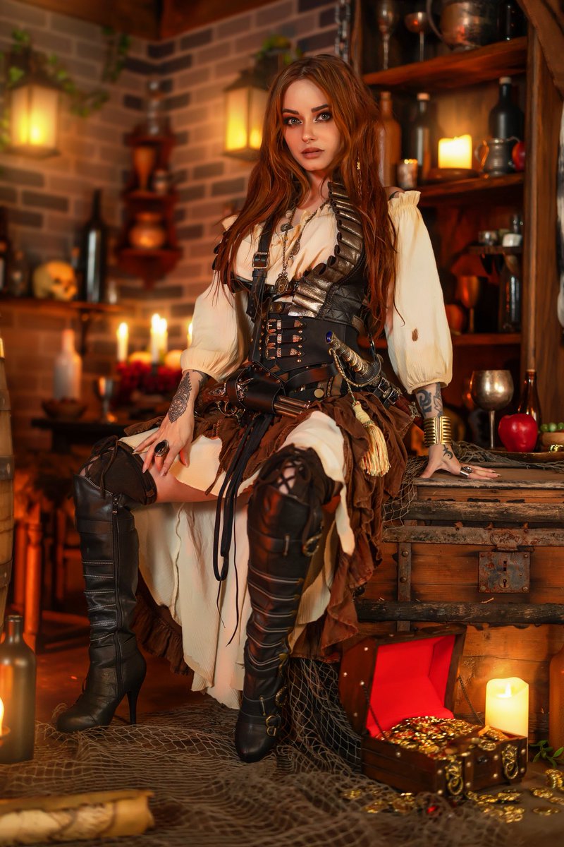 Elven bar maid 🧝‍♀️or pirate drinking buddy🏴‍☠️? 
Both sets on ForbiddenRealm!