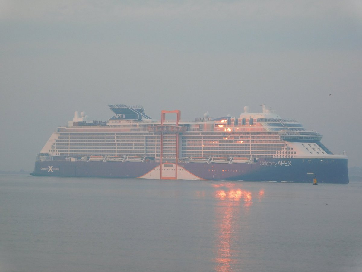 Graham Andrew tweet media